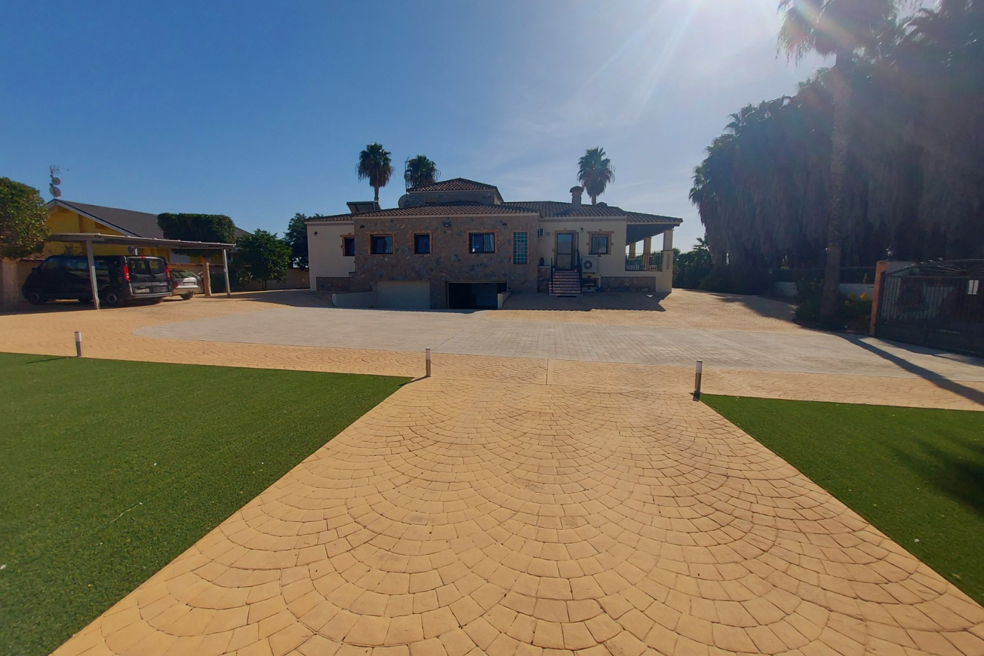 Resale - Finca / Country Property - Bigastro