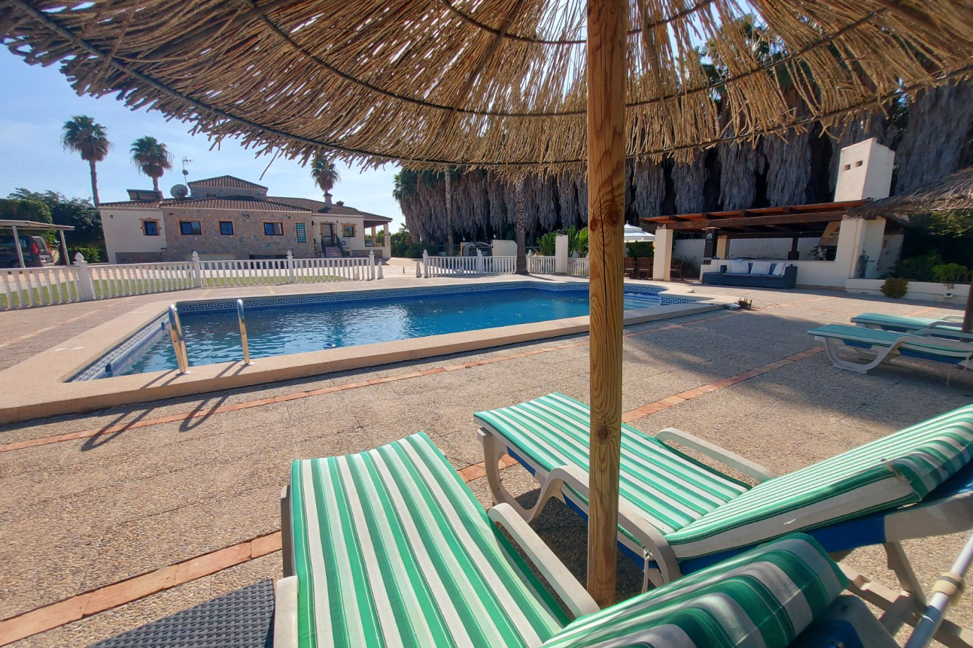 Resale - Finca / Country Property - Bigastro