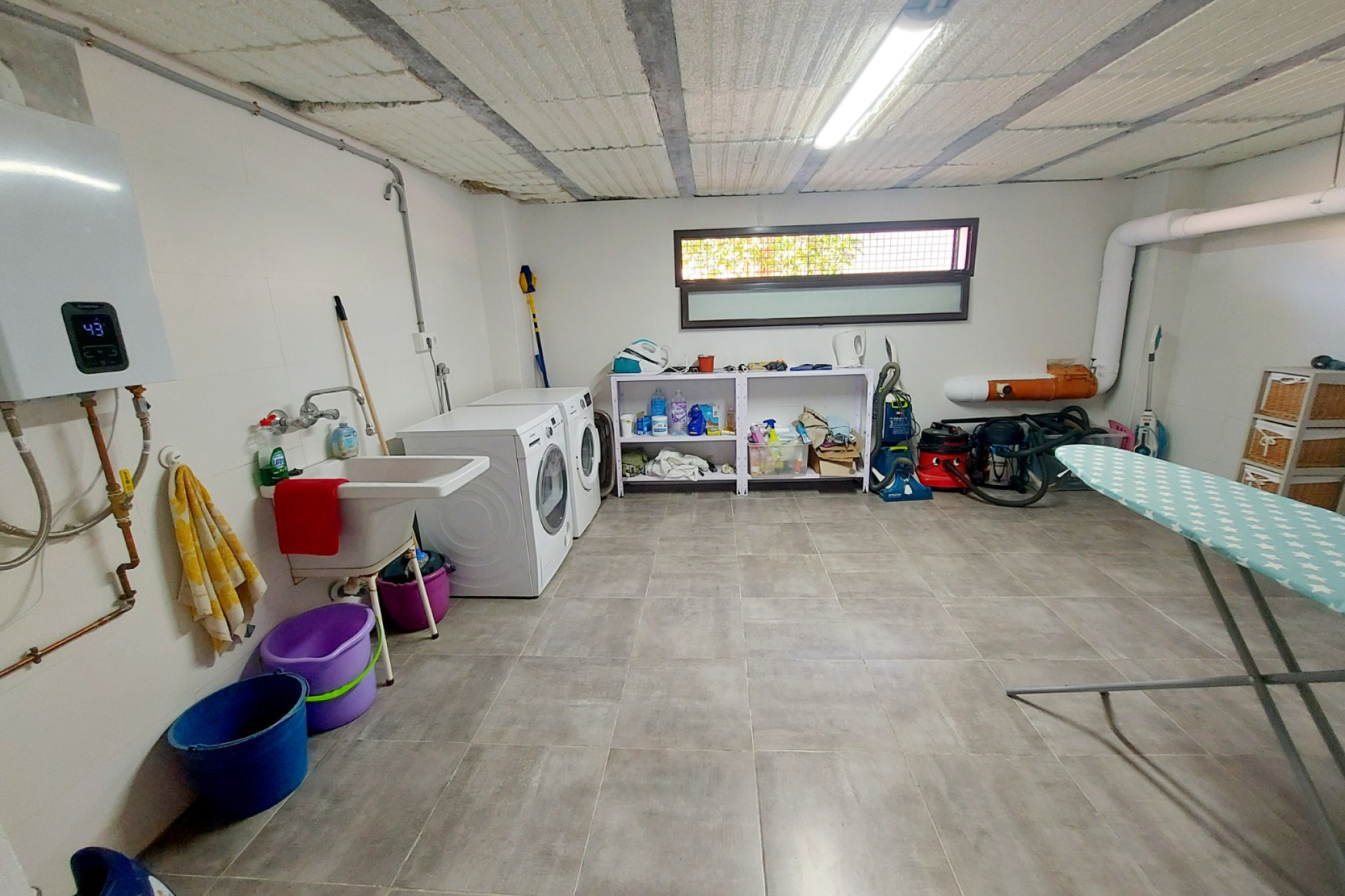 Resale - Finca / Country Property - Bigastro