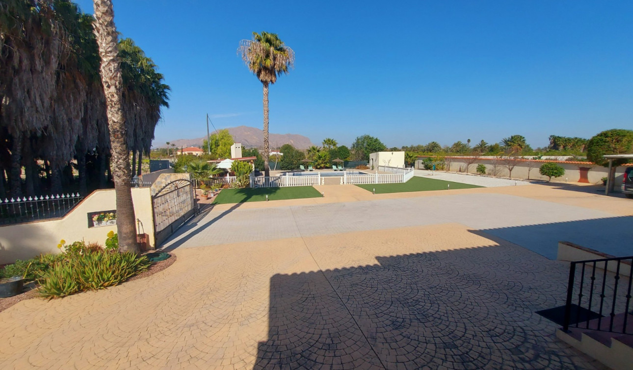 Resale - Finca / Country Property - Bigastro