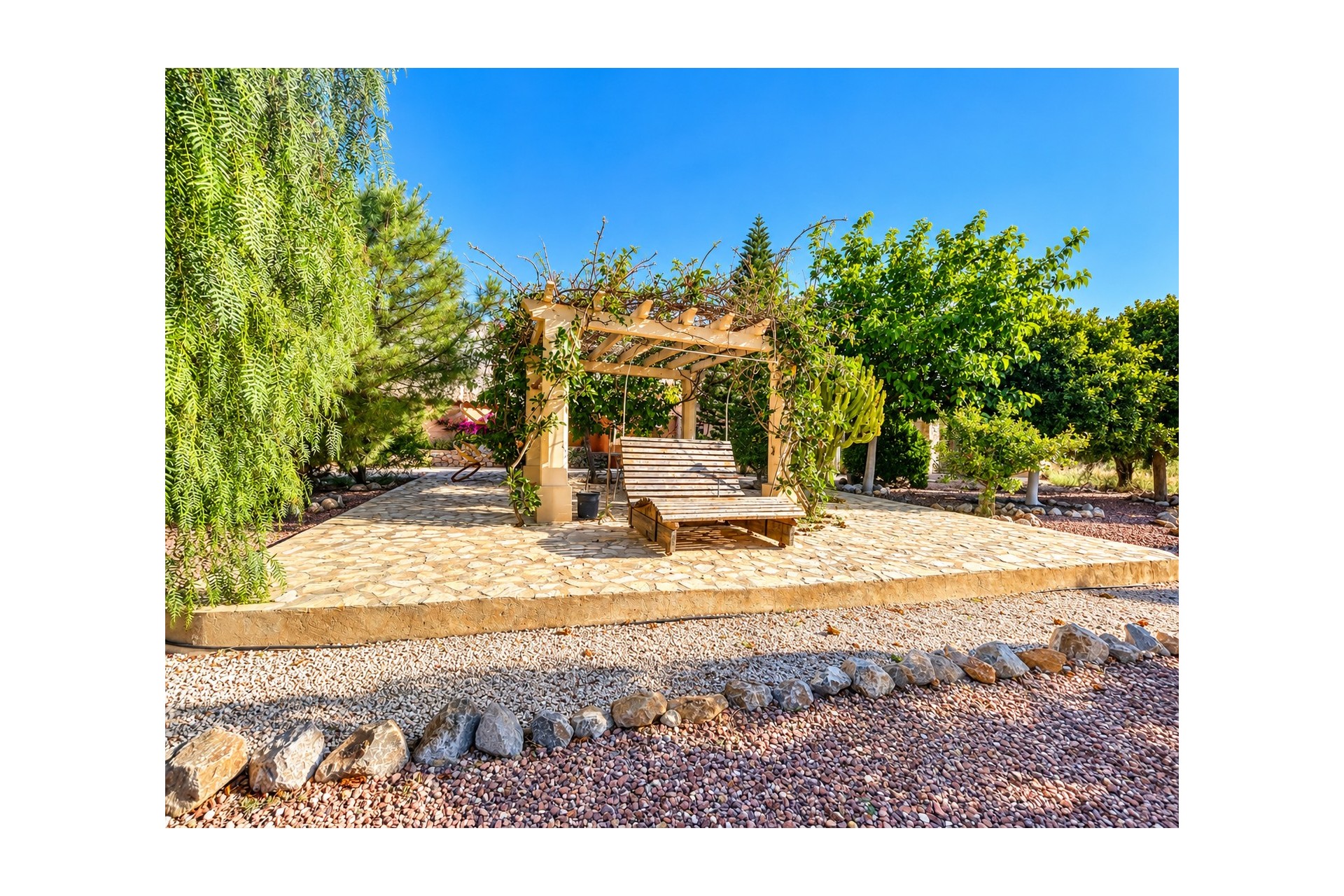 Resale - Finca / Country Property - Crevillente