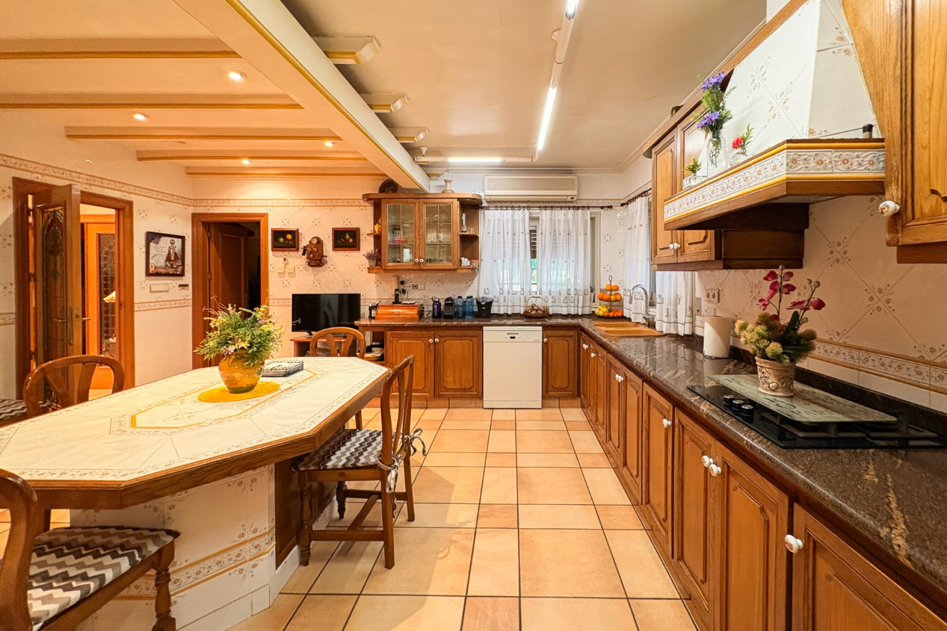 Resale - Finca / Country Property - Elche - Altzabares Alto