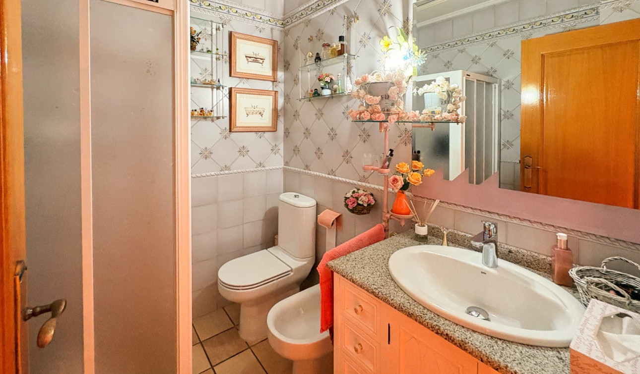 Resale - Finca / Country Property - Elche - Altzabares Alto