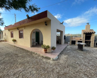 Resale - Finca / Country Property - Jacarilla