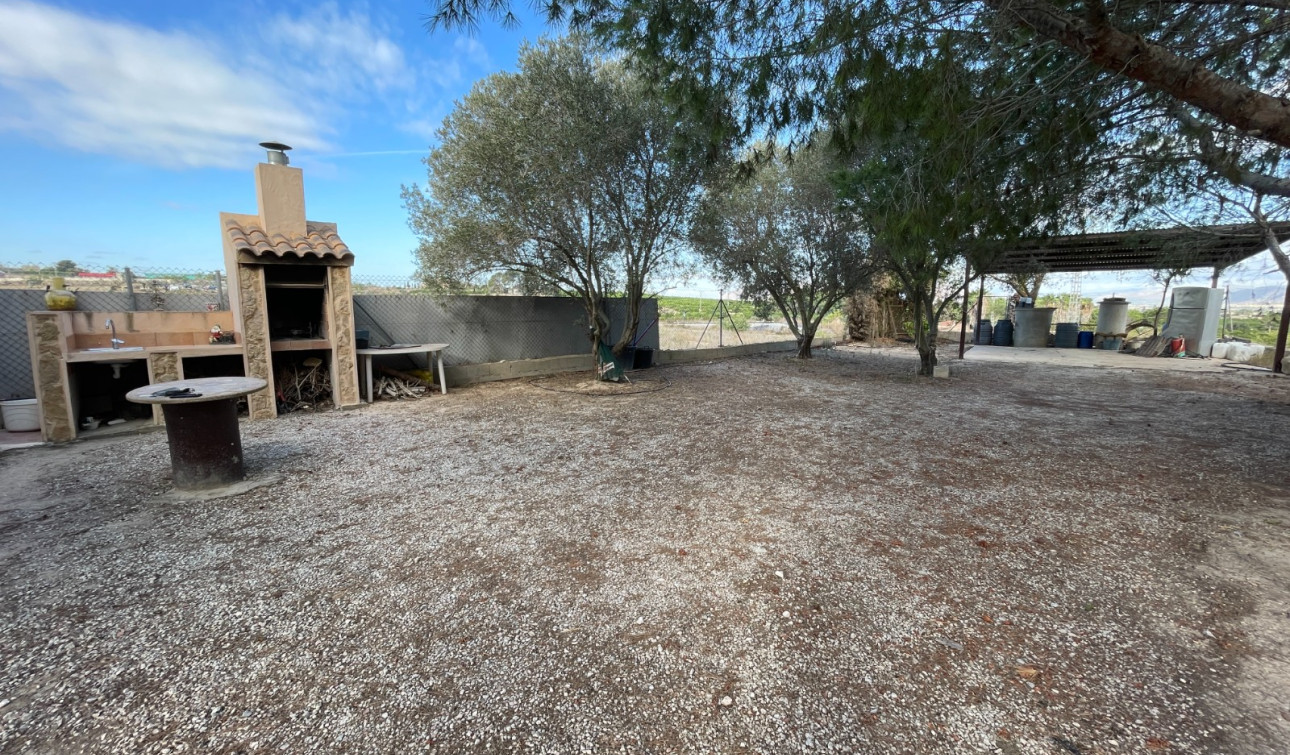 Resale - Finca / Country Property - Jacarilla