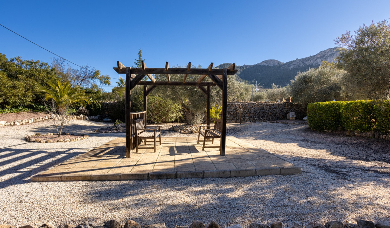 Resale - Finca / Country Property - La Zarza