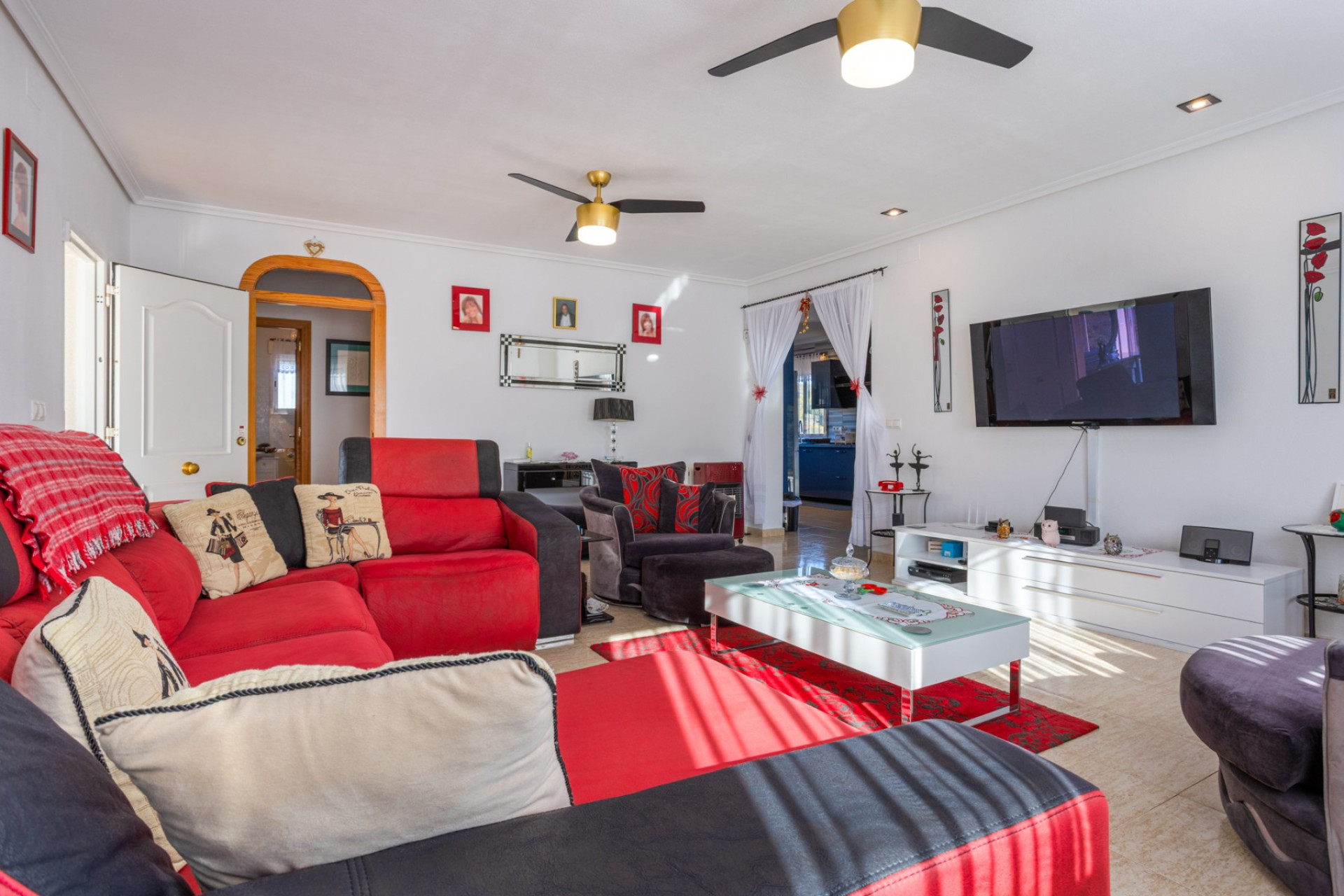 Resale - Finca / Country Property - La Zarza