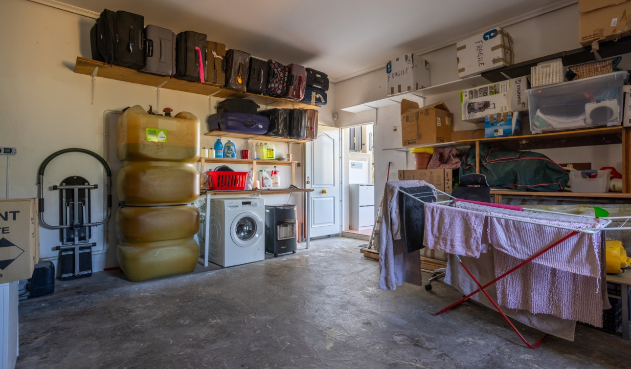 Resale - Finca / Country Property - La Zarza