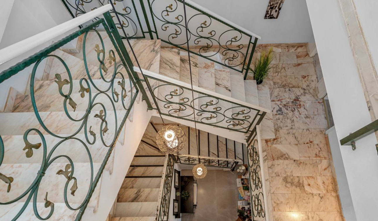 Resale - Finca / Country Property - Los Montesinos