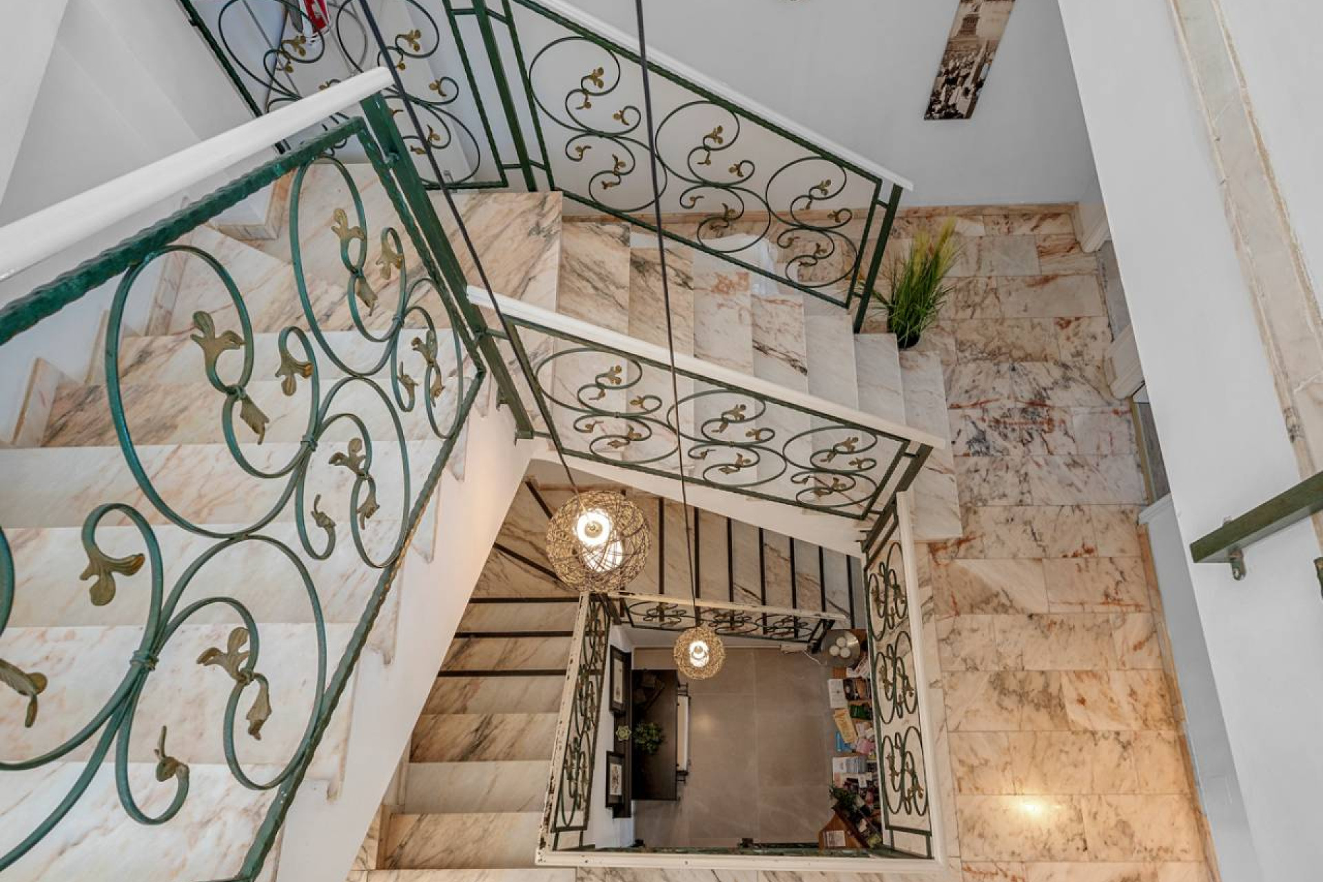 Resale - Finca / Country Property - Los Montesinos