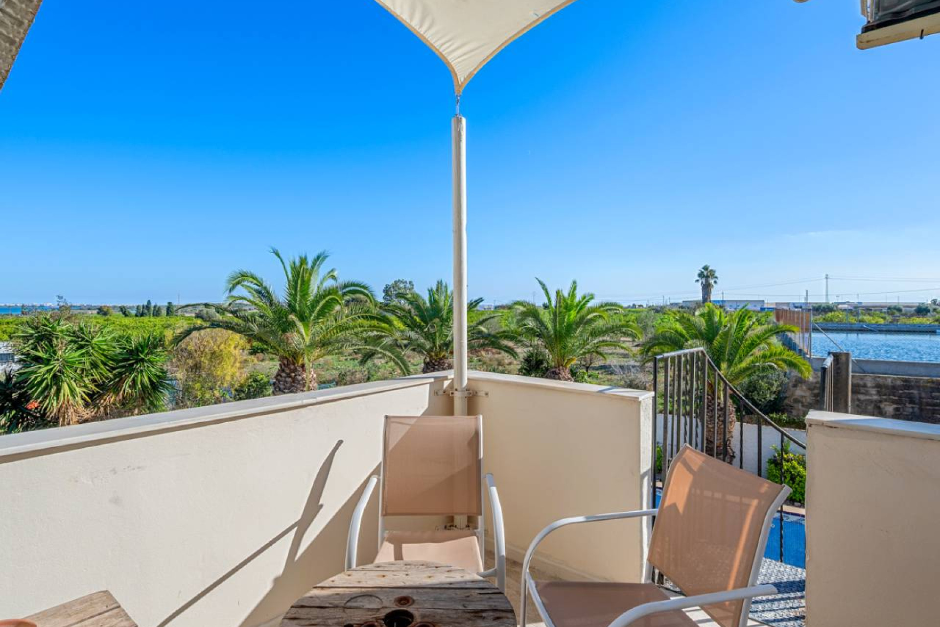 Resale - Finca / Country Property - Los Montesinos