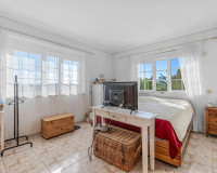 Resale - Finca / Country Property - Los Montesinos