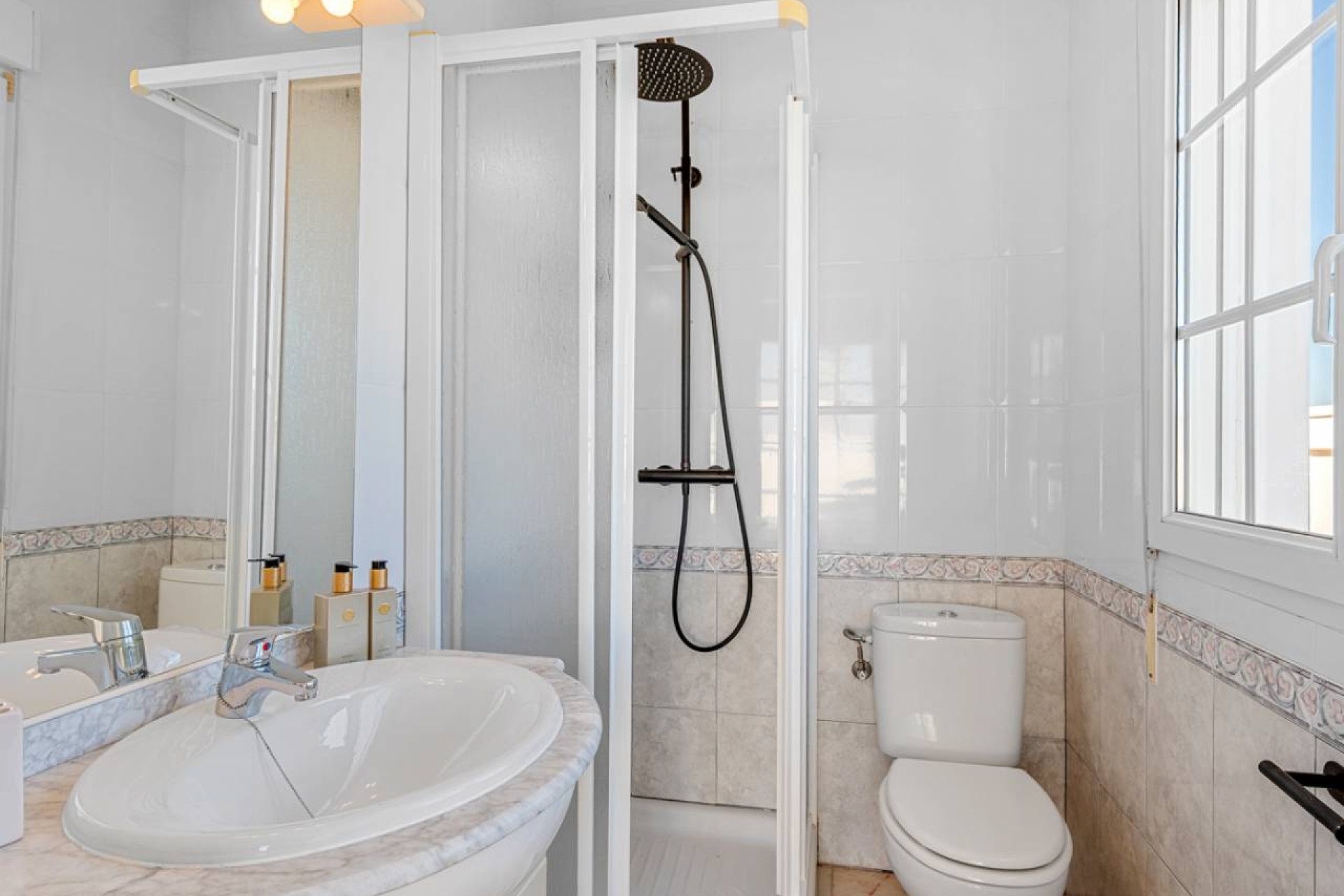 Resale - Finca / Country Property - Los Montesinos