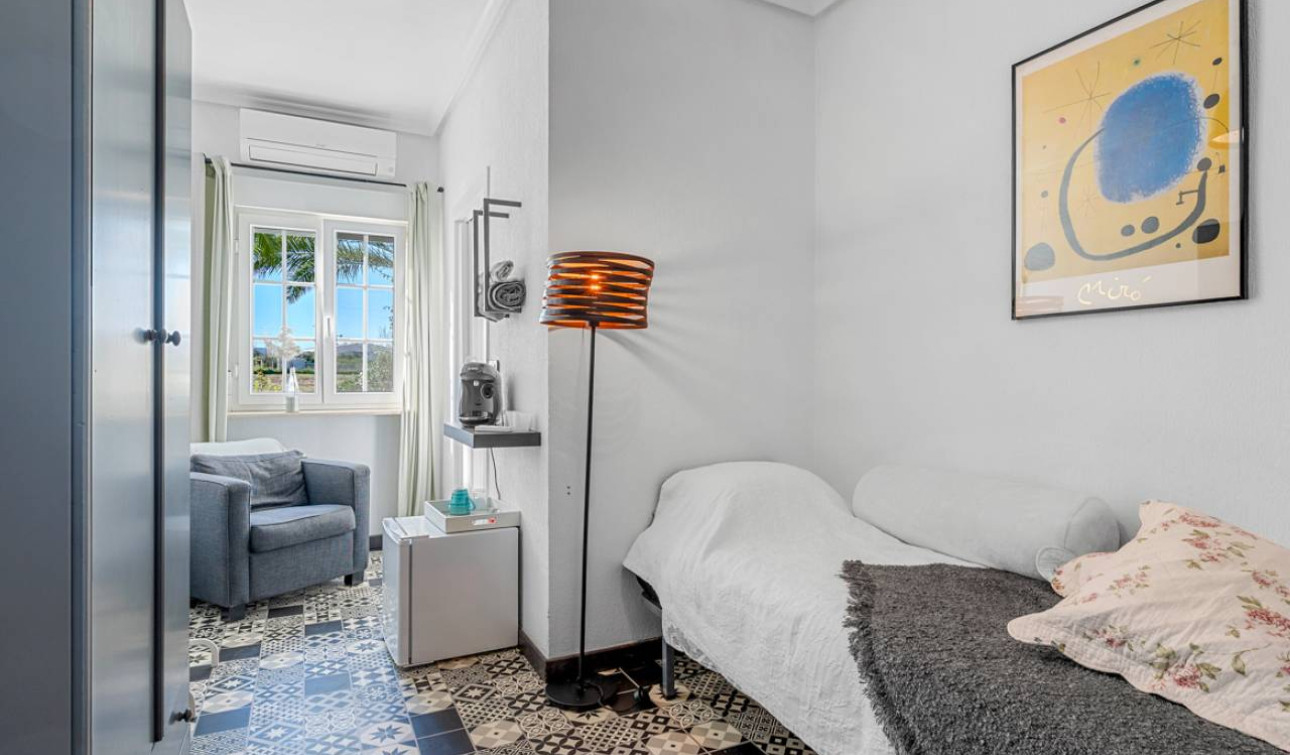 Resale - Finca / Country Property - Los Montesinos