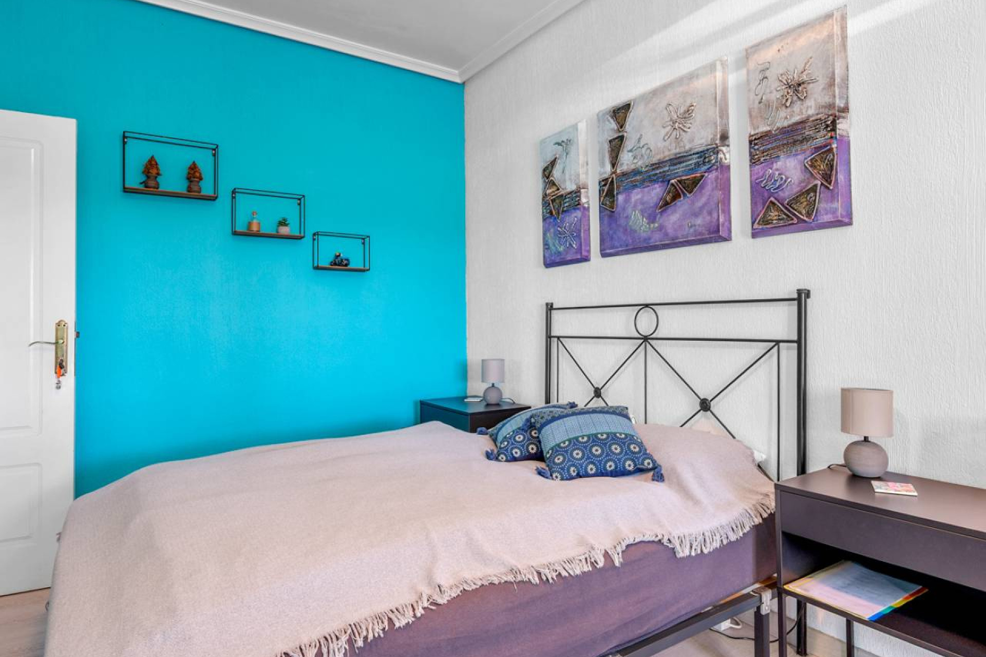 Resale - Finca / Country Property - Los Montesinos