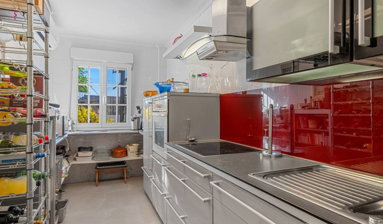 Resale - Finca / Country Property - Los Montesinos