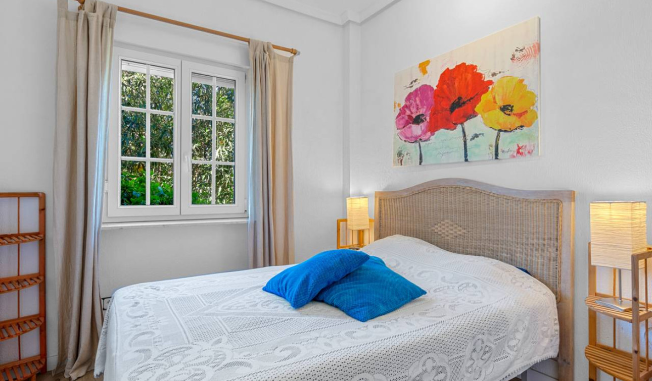 Resale - Finca / Country Property - Los Montesinos