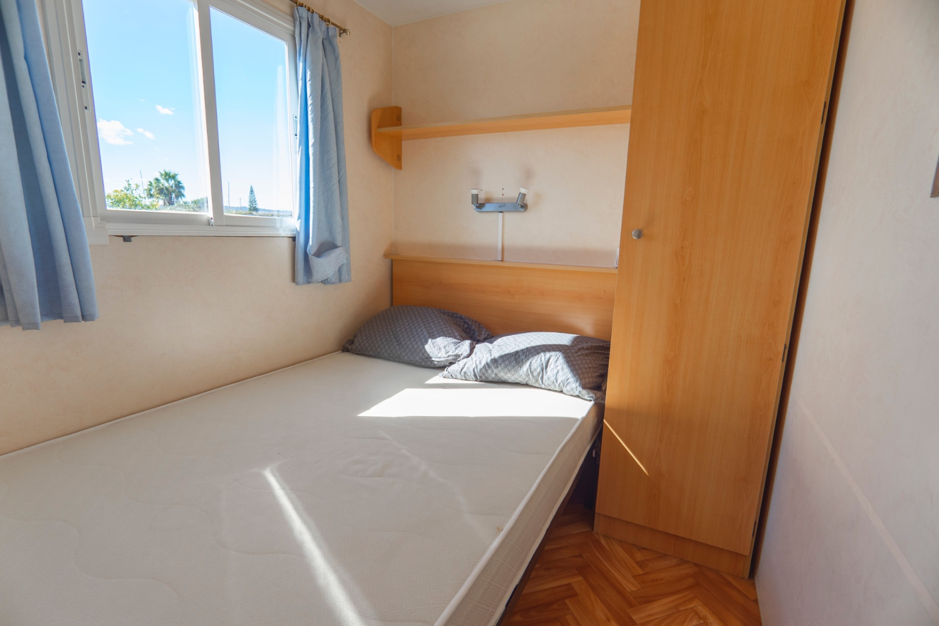 Resale - Finca / Country Property - Los Montesinos