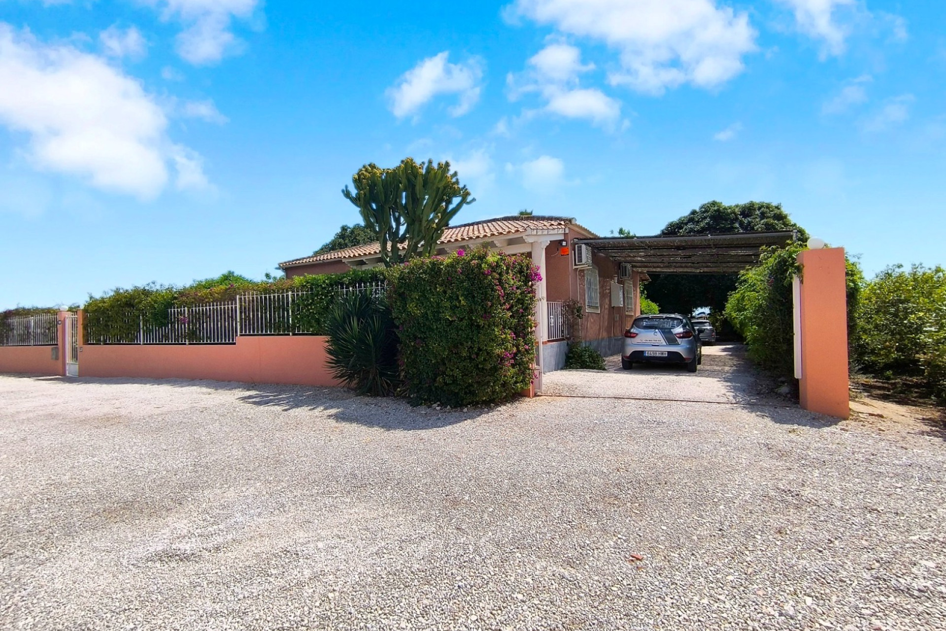Resale - Finca / Country Property - Orihuela