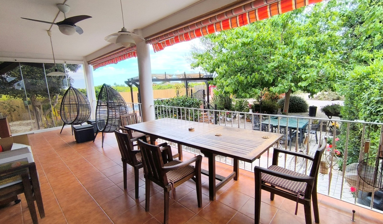 Resale - Finca / Country Property - Orihuela