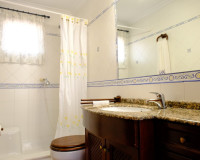 Resale - Finca / Country Property - Orihuela