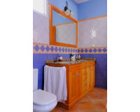 Resale - Finca / Country Property - Orihuela