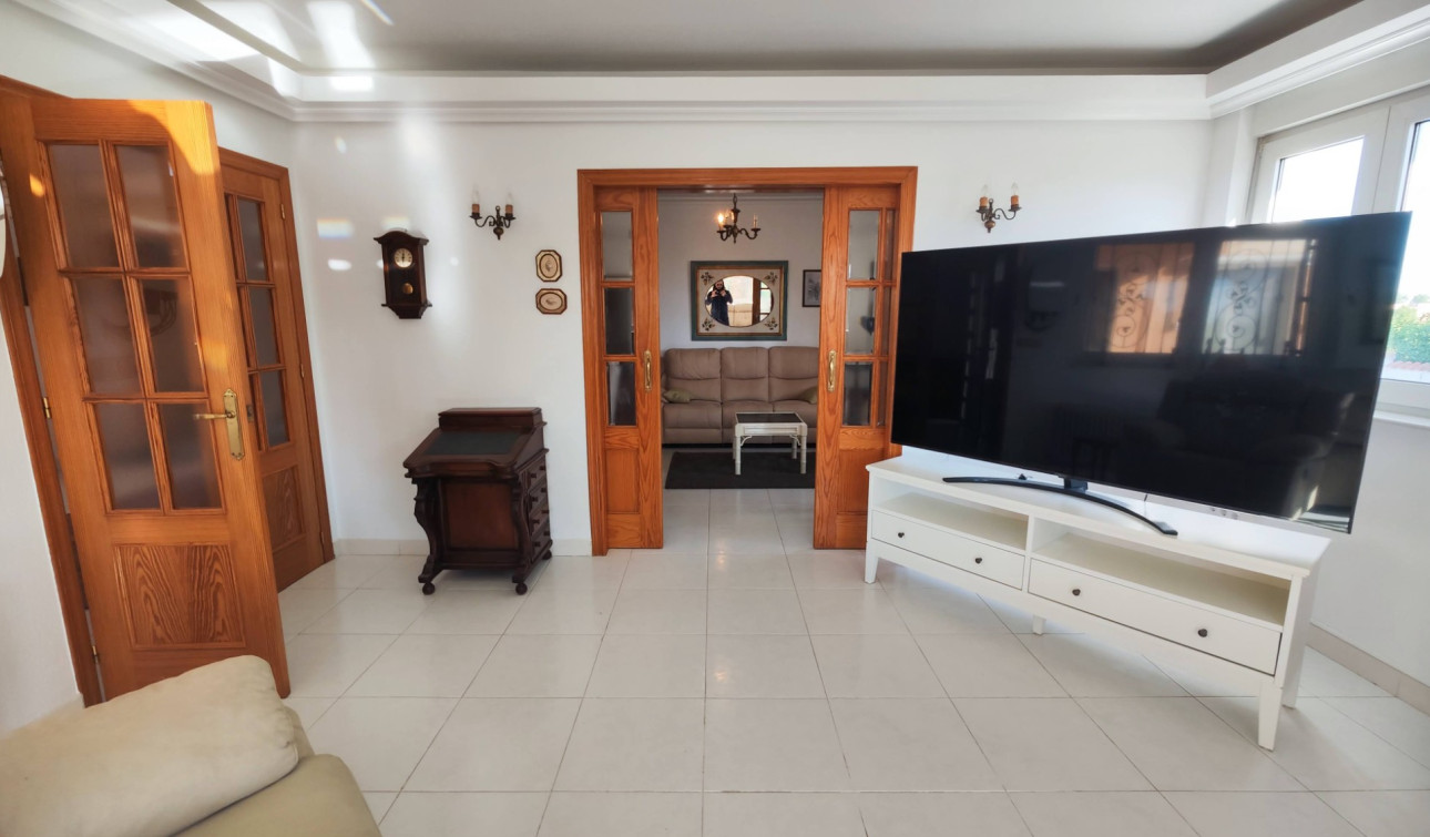 Resale - Finca / Country Property - San Miguel de Salinas