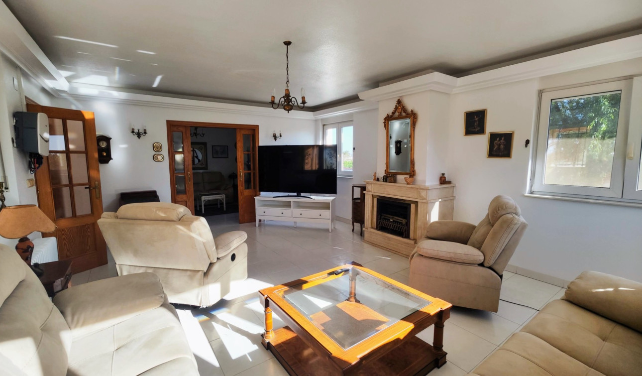 Resale - Finca / Country Property - San Miguel de Salinas