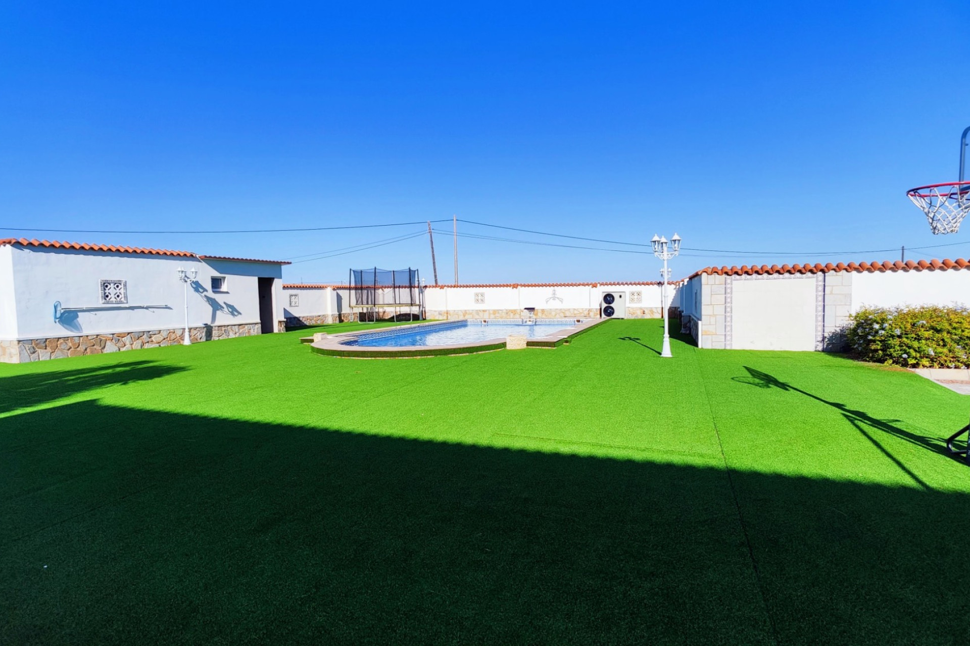 Resale - Finca / Country Property - San Miguel de Salinas