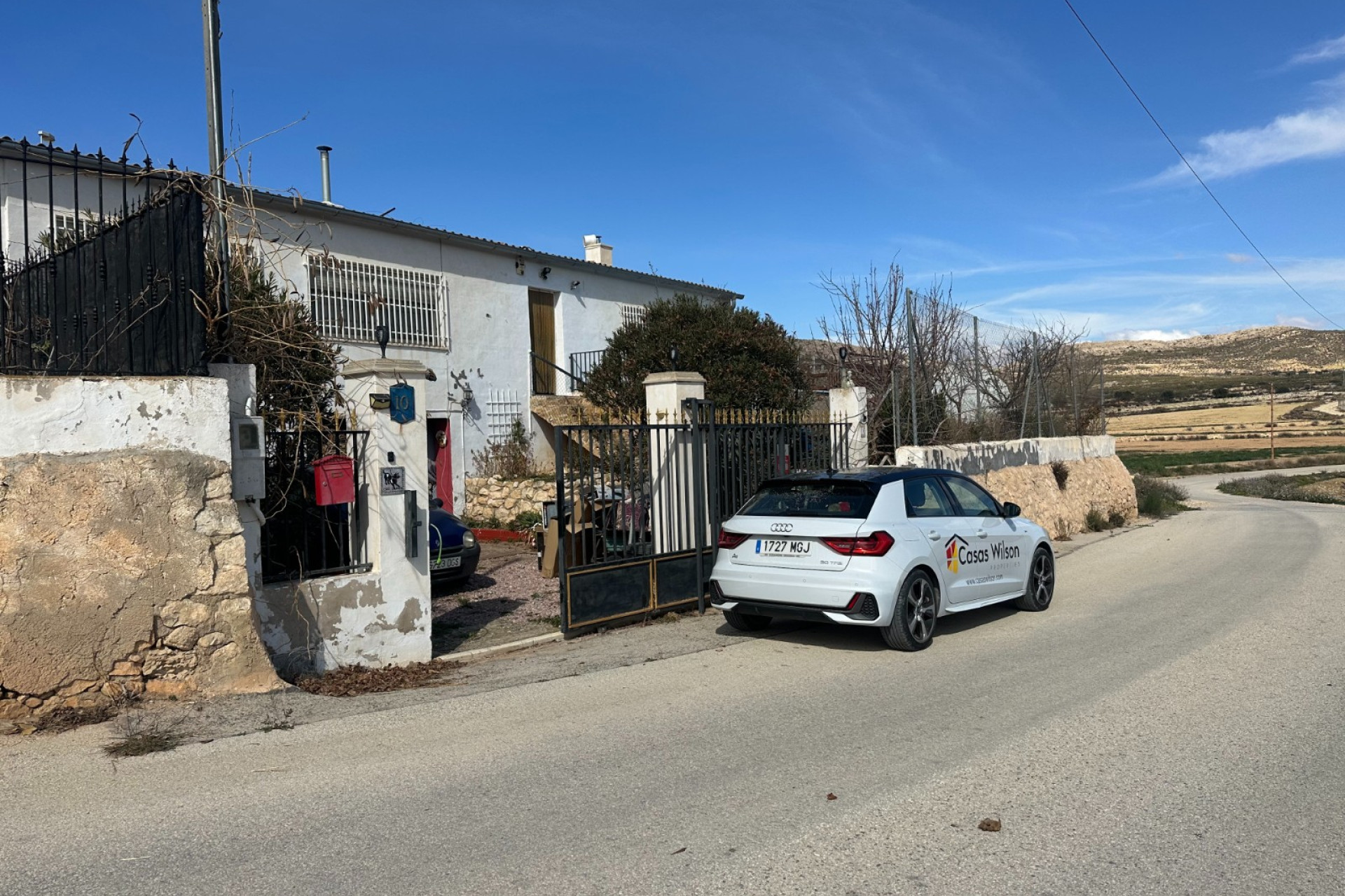 Resale - Finca / Country Property - Torre Del Rico