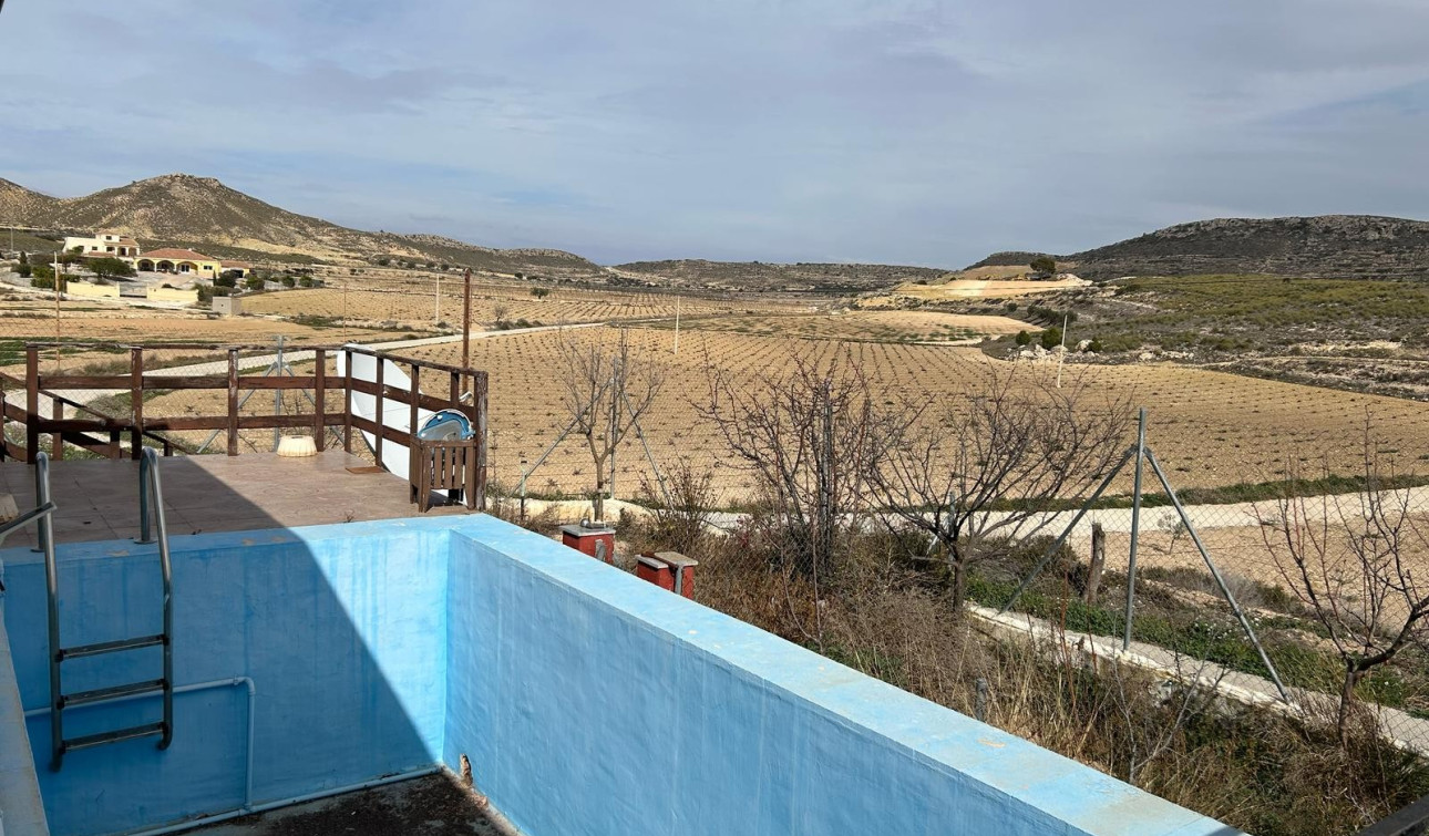 Resale - Finca / Country Property - Torre Del Rico