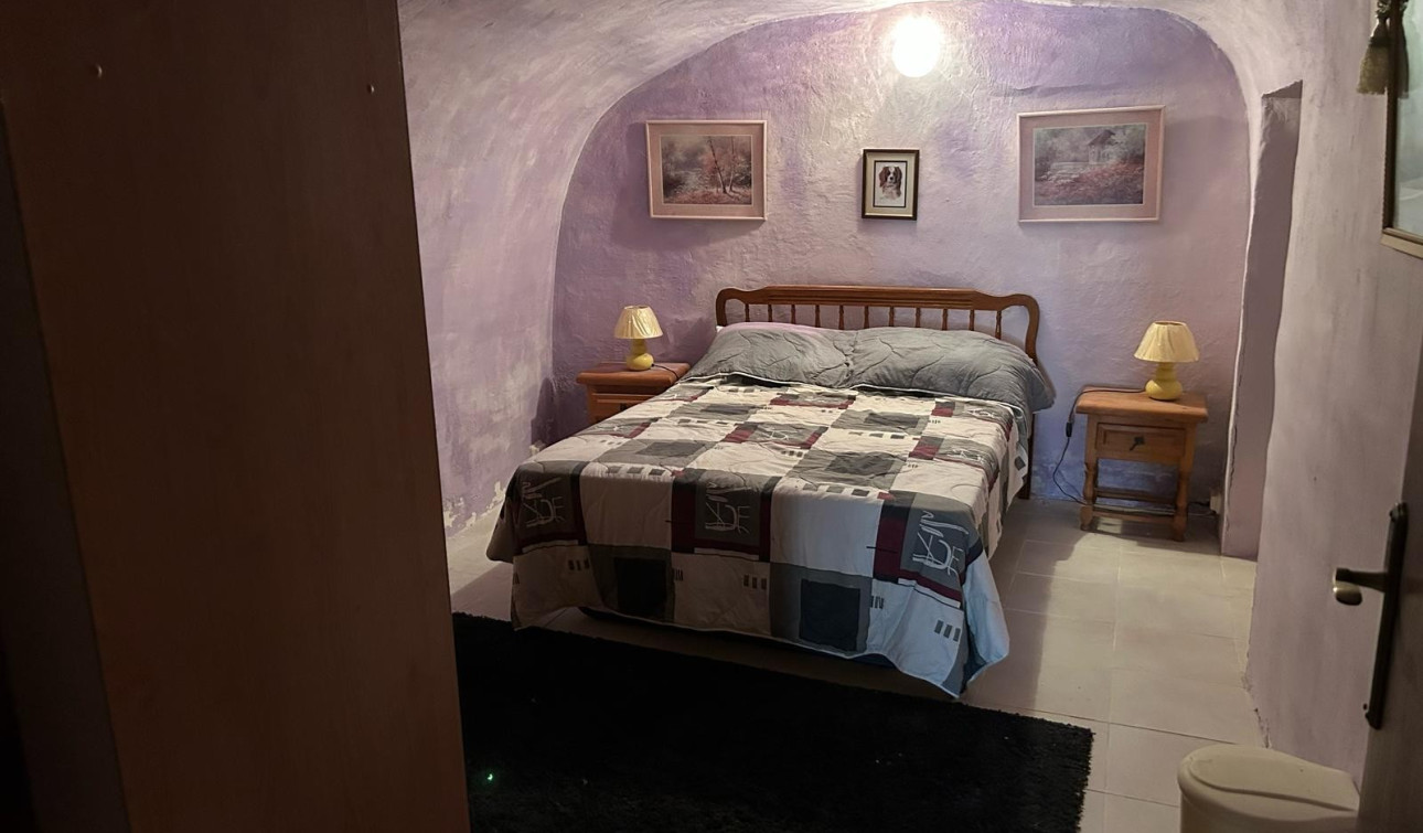 Resale - Finca / Country Property - Torre Del Rico