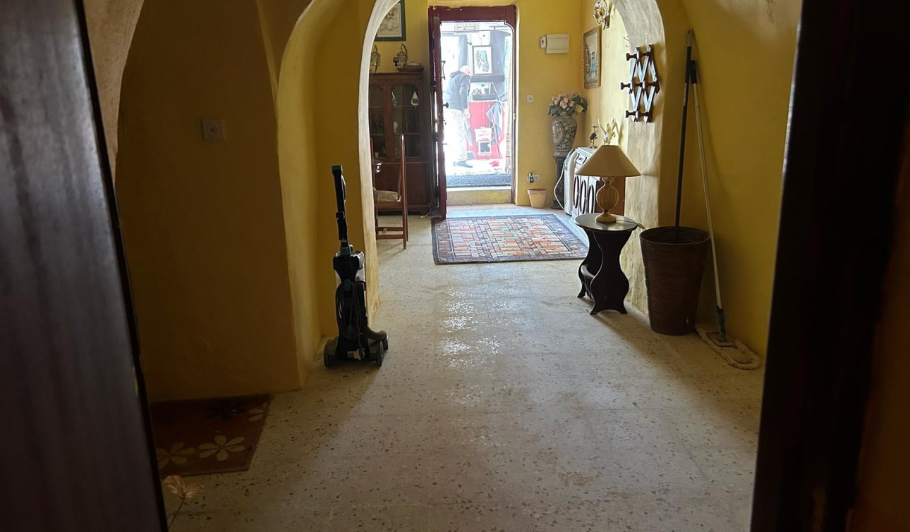 Resale - Finca / Country Property - Torre Del Rico