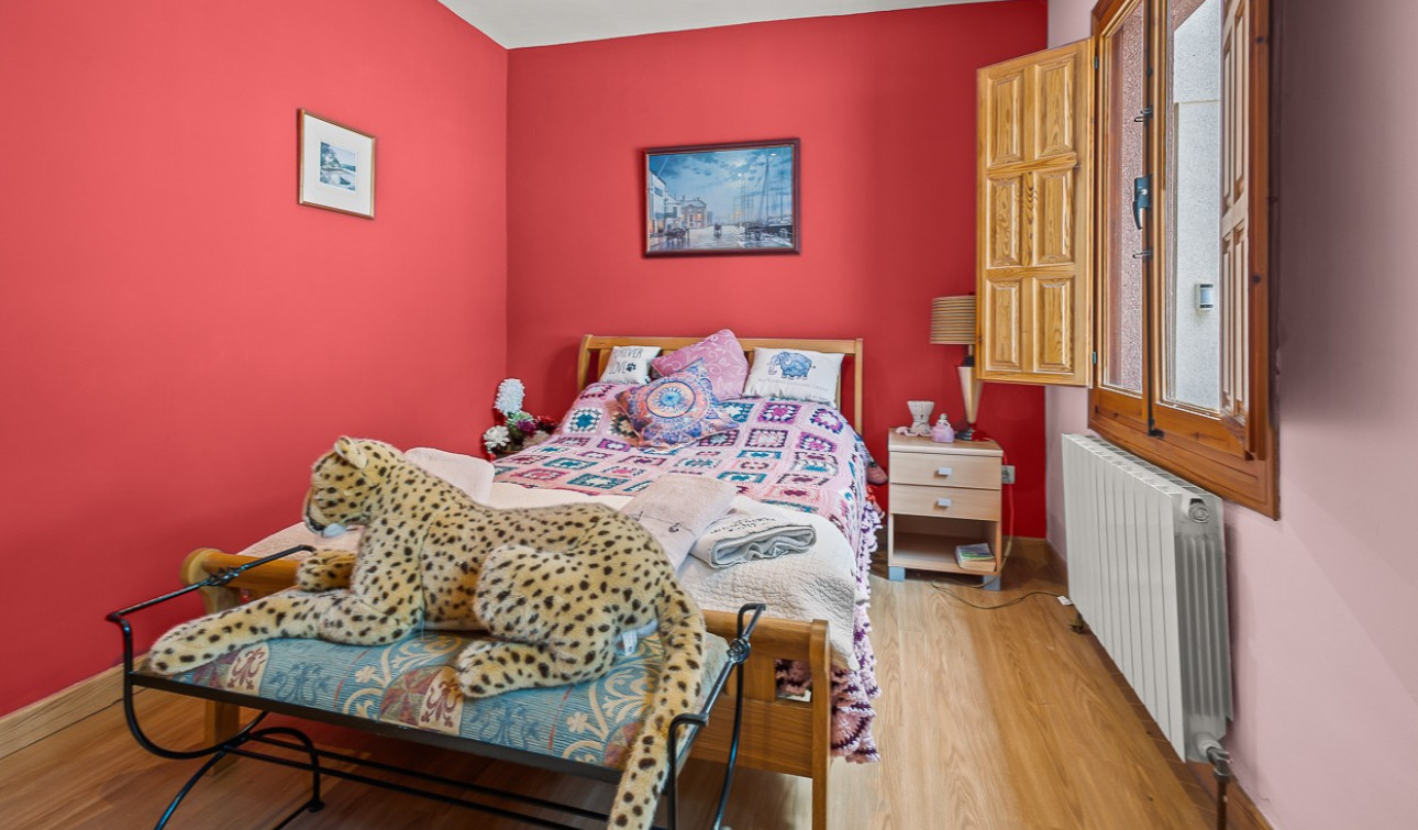 Resale - Finca / Country Property - Torremendo