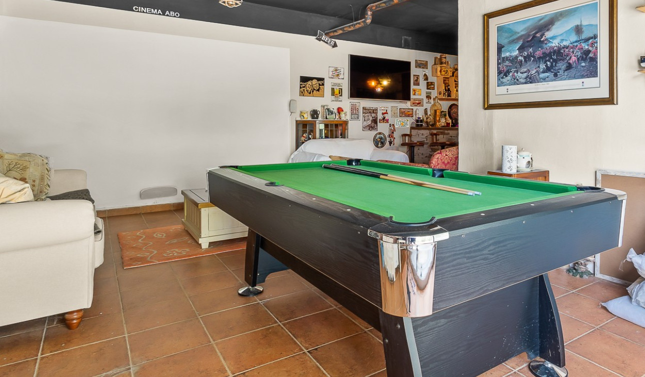 Resale - Finca / Country Property - Torremendo