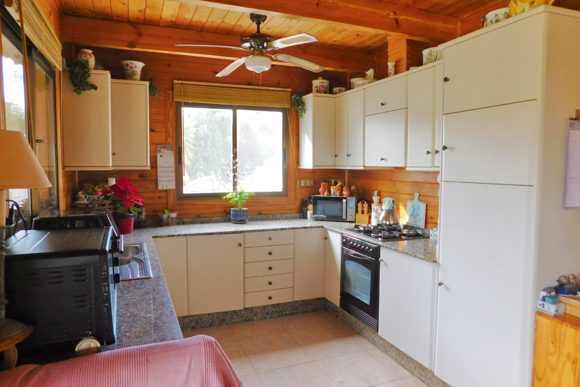 Resale - Finca / Country Property - Torremendo