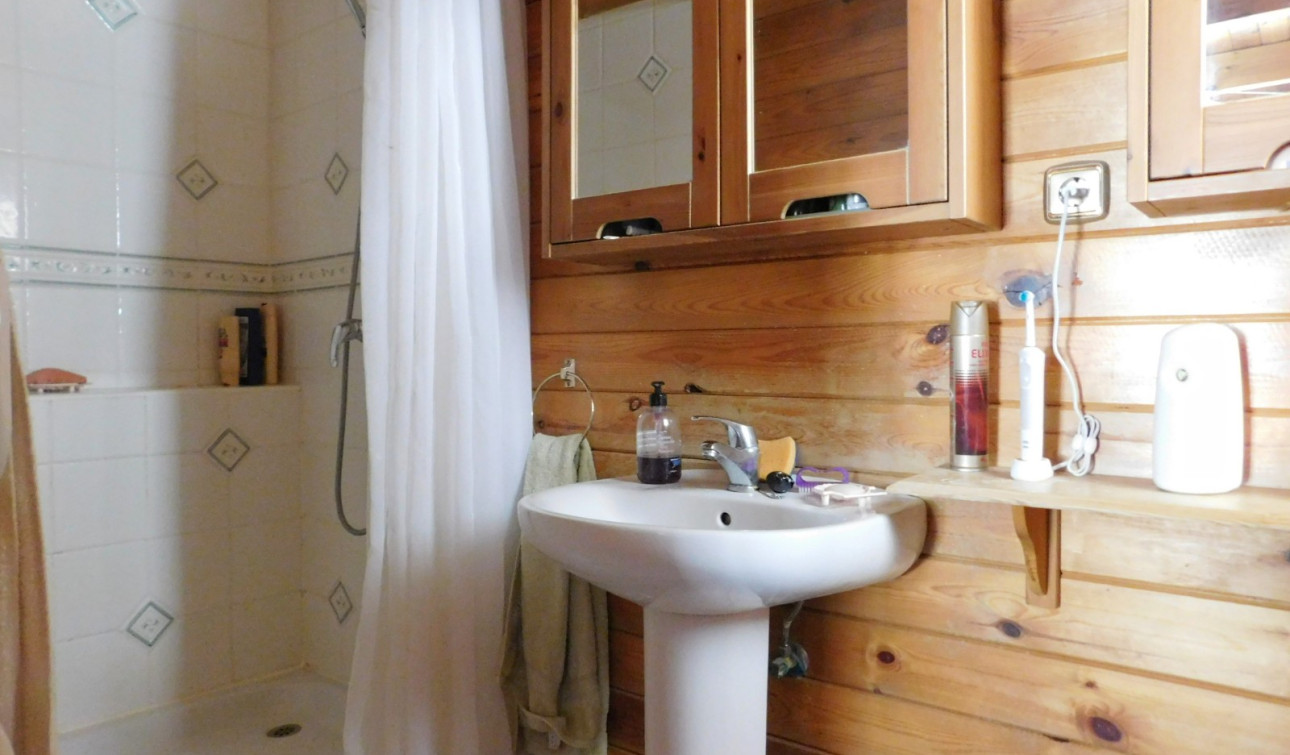 Resale - Finca / Country Property - Torremendo