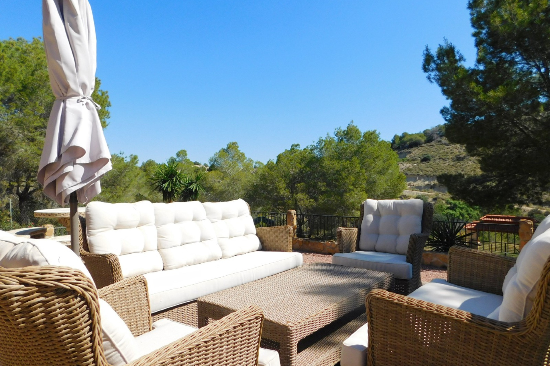 Resale - Finca / Country Property - Torremendo