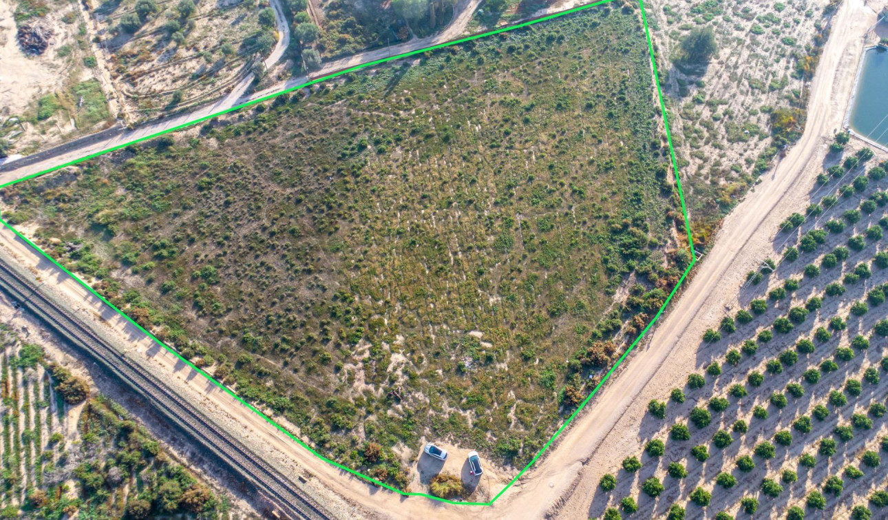 Resale - Plot / Land - Crevillente - Comunidad valenciana