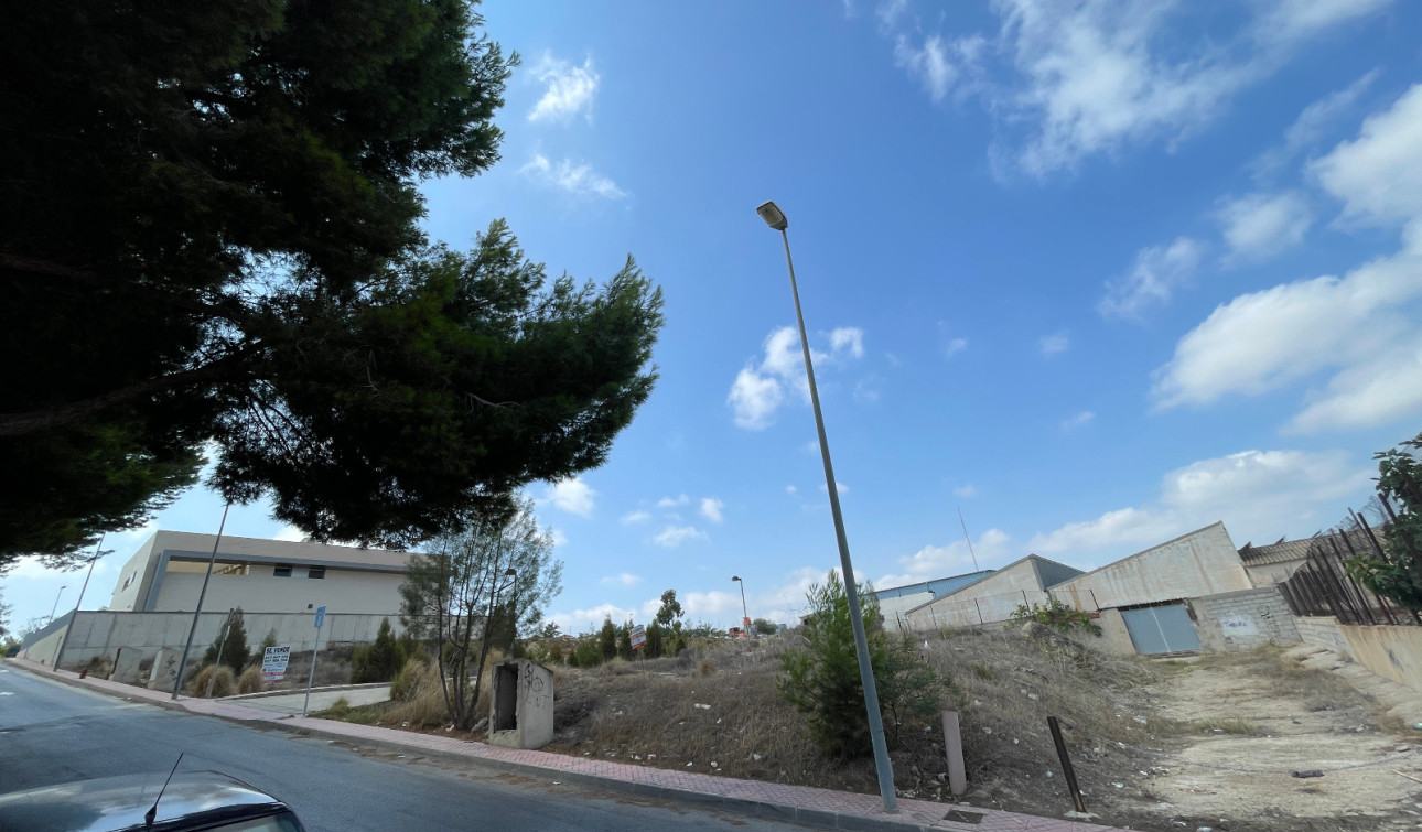 Resale - Plot / Land - Rojales