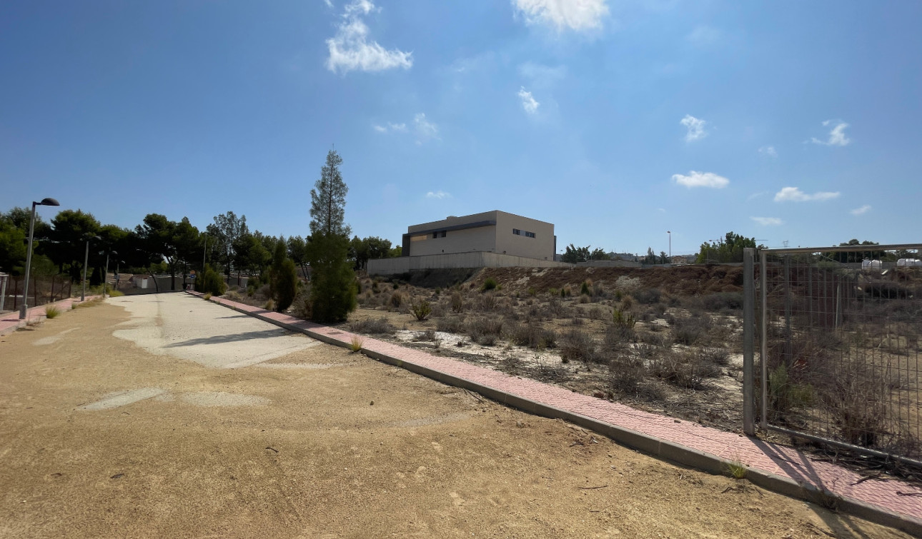 Resale - Plot / Land - Rojales