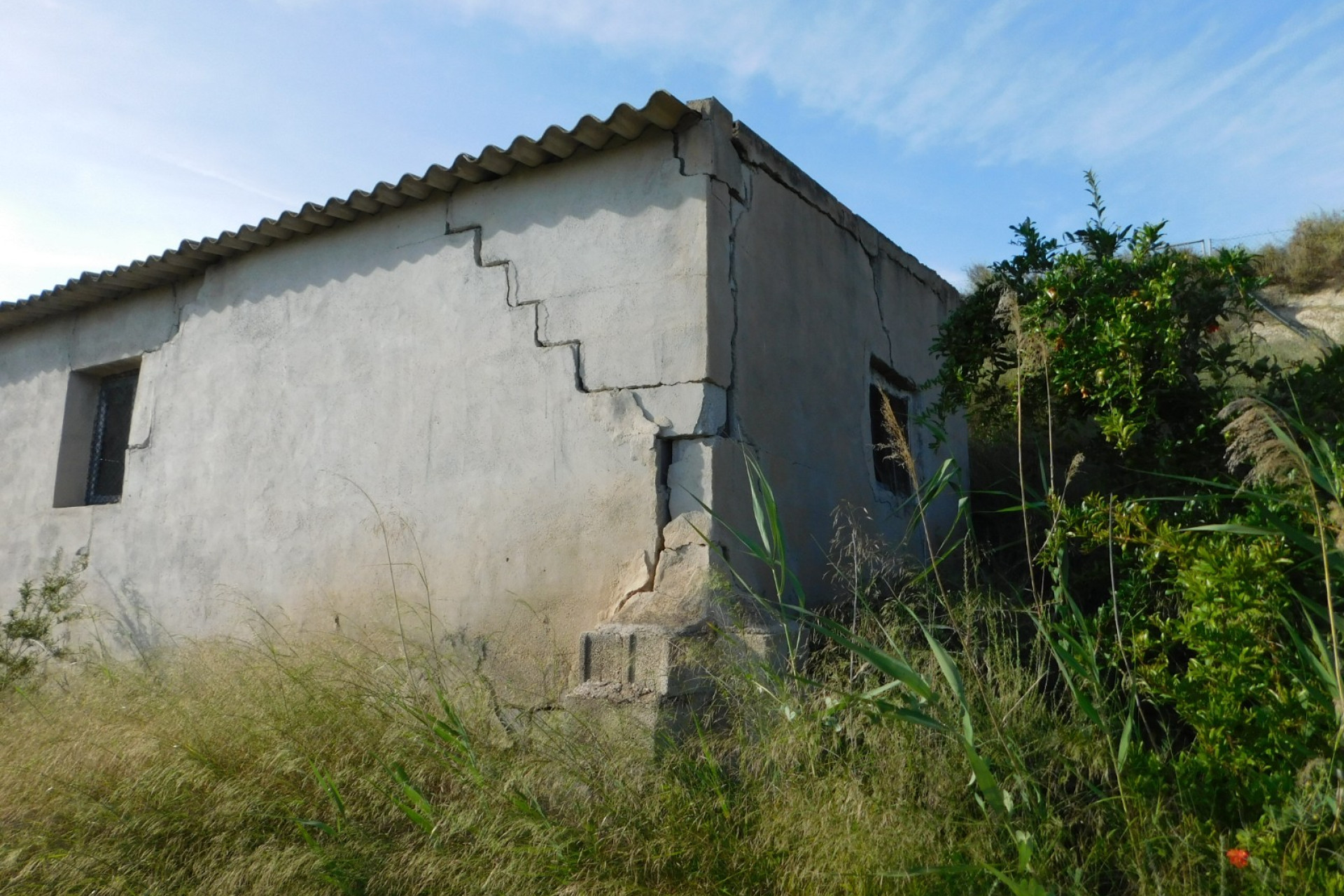 Resale - Plot / Land - Torremendo