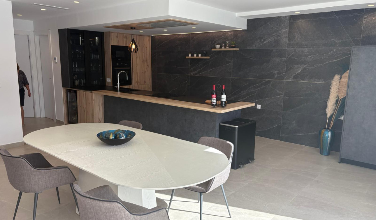 Resale - Semi - Detached Villa - Algorfa - La Finca Golf