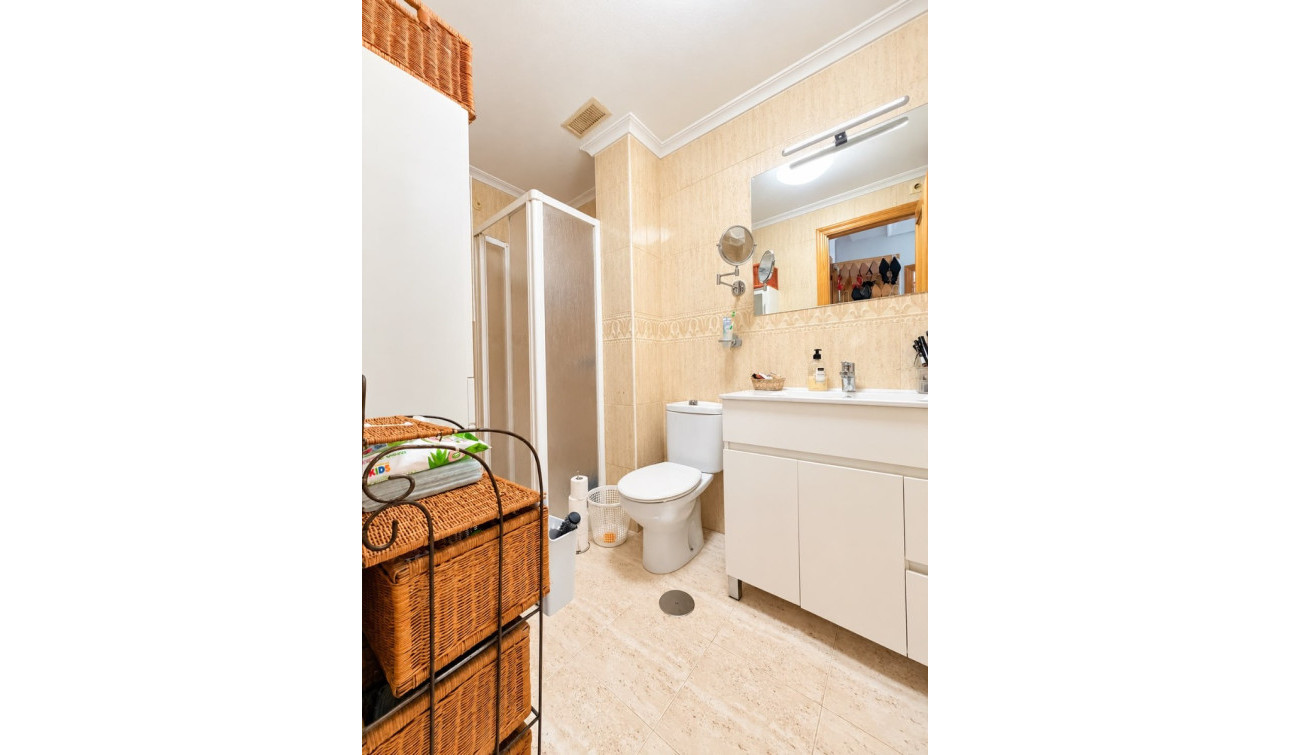 Resale - Semi - Detached Villa - Alicante - La Florida