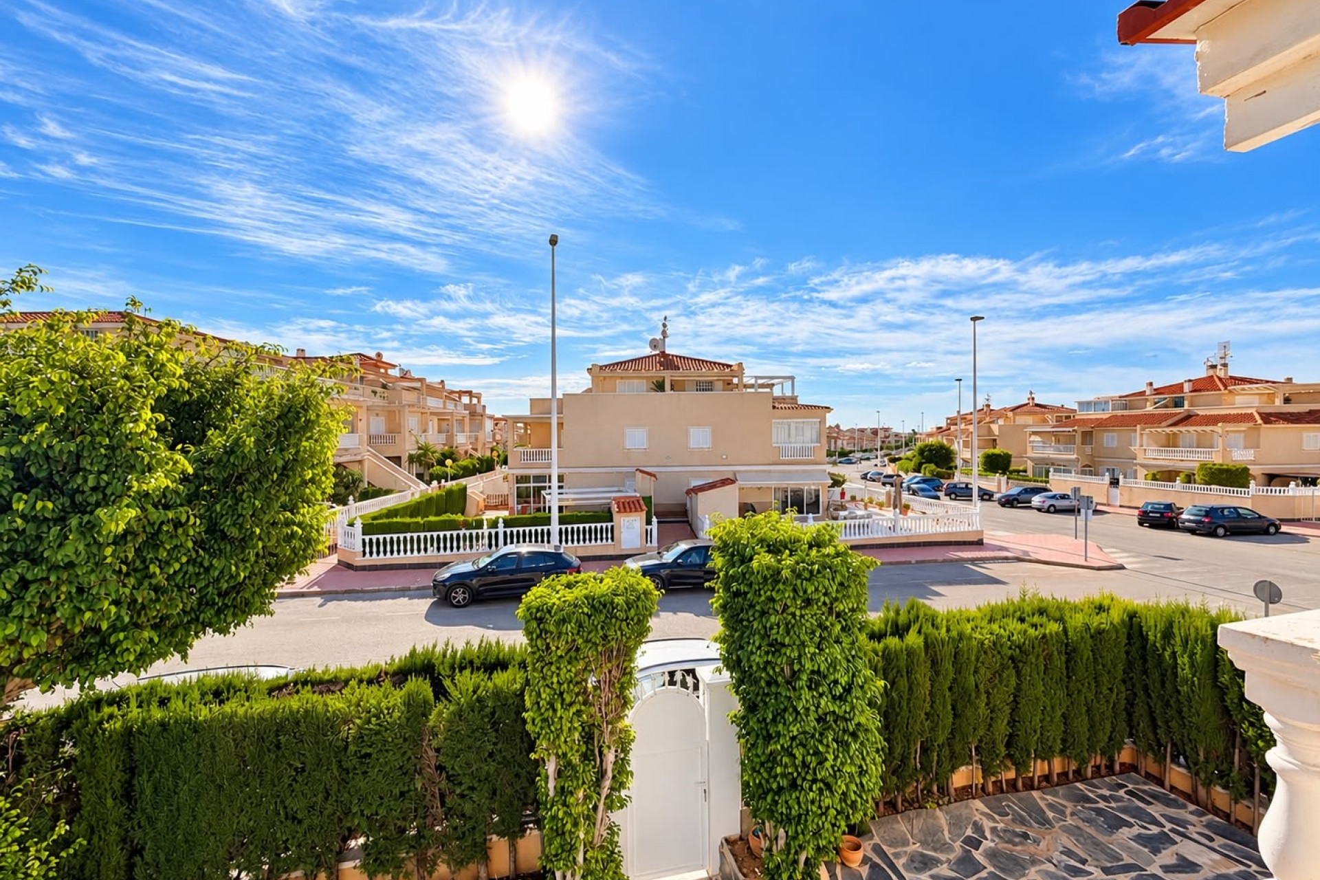Resale - Semi - Detached Villa - Alicante - La Florida