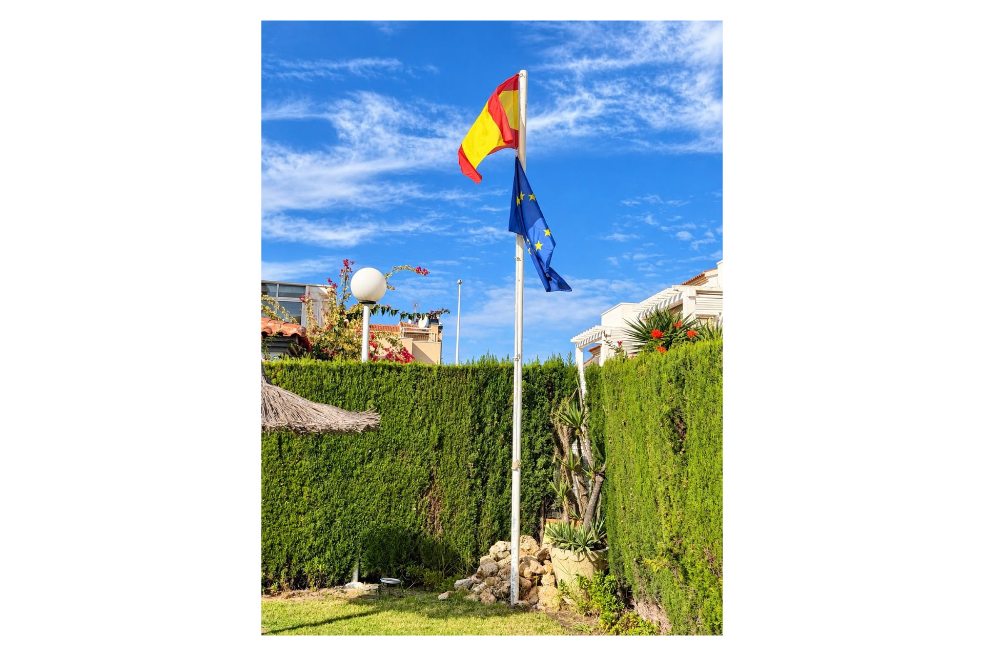 Resale - Semi - Detached Villa - Alicante - La Florida