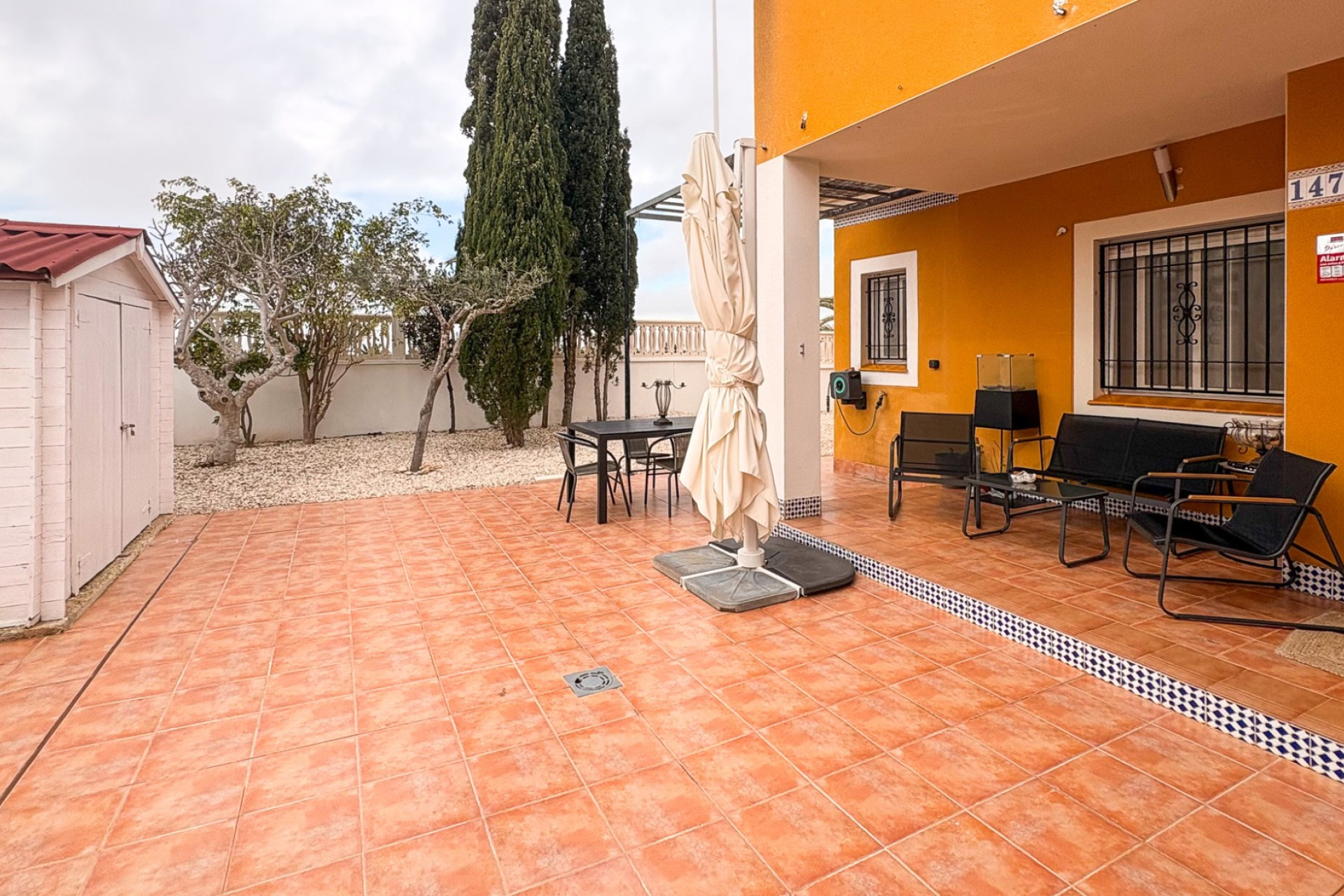 Resale - Semi - Detached Villa - Arenales del Sol - Arenales Del Sol