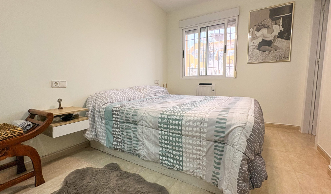 Resale - Semi - Detached Villa - Arenales del Sol - Arenales Del Sol