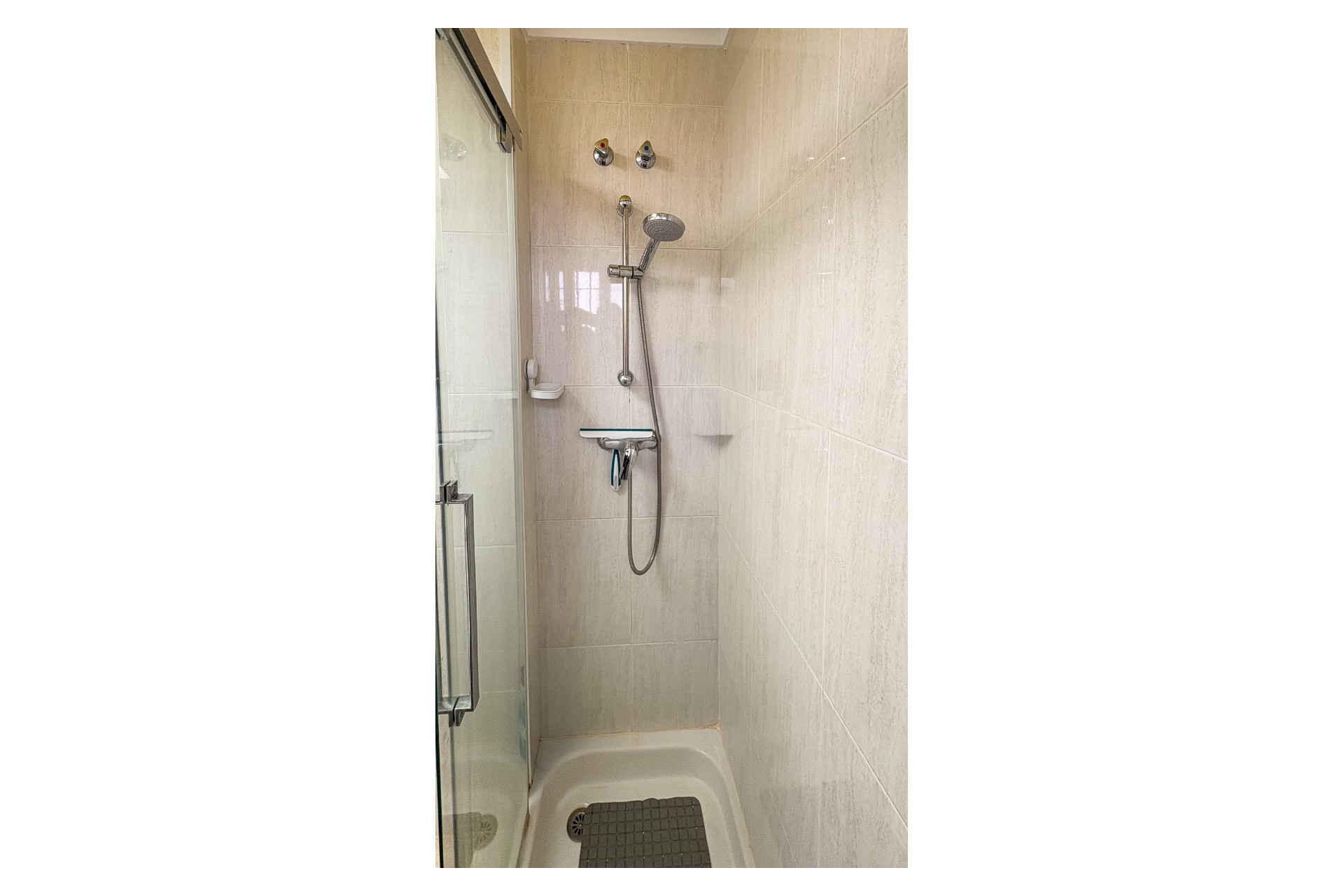 Resale - Semi - Detached Villa - Arenales del Sol - Arenales Del Sol