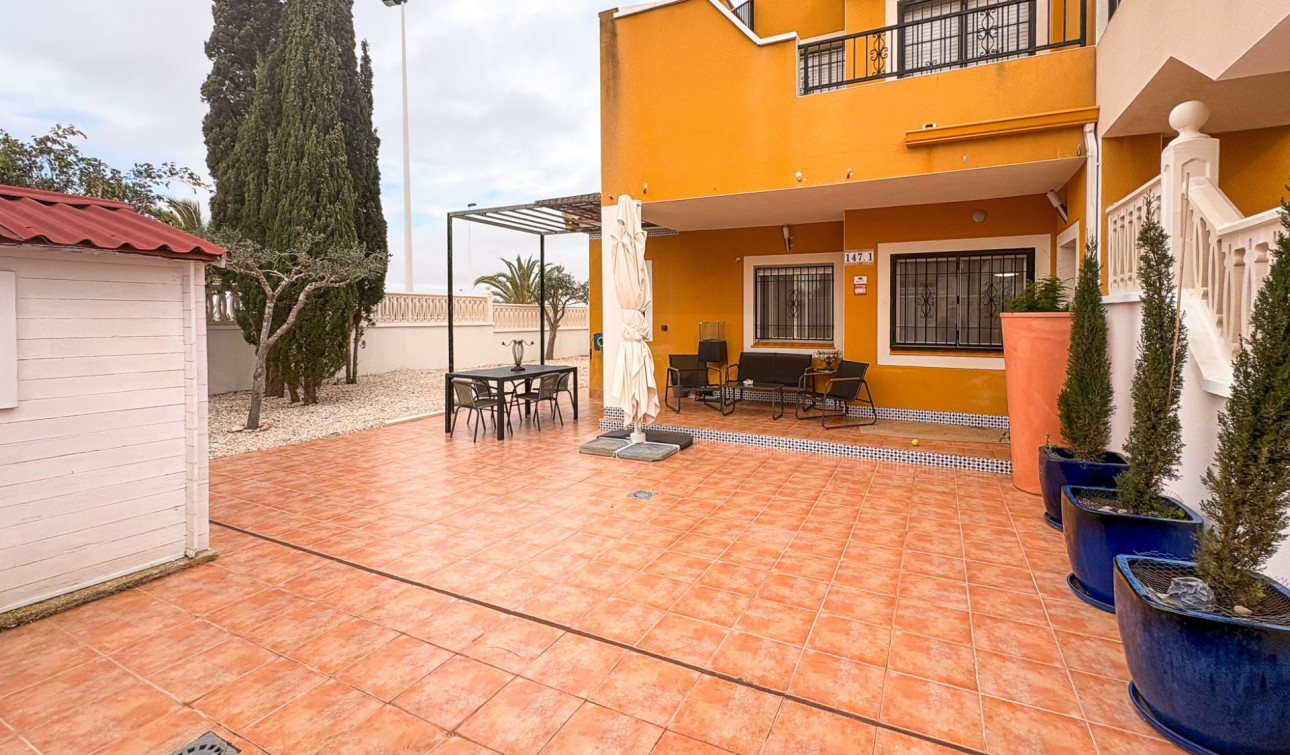 Resale - Semi - Detached Villa - Arenales del Sol - Arenales Del Sol